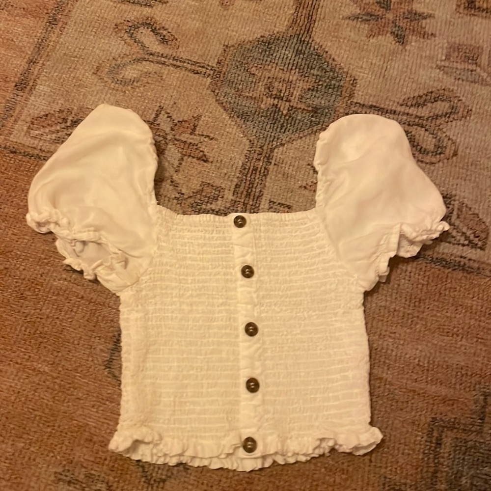 White puff short sleeve top brand is love tree but was bought at Tilly’s